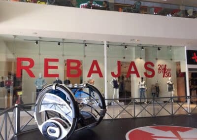 Instalación en Centro Comercial